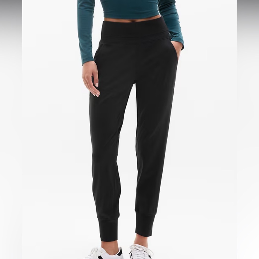 Athleta Venice high rise Black Jogger Pants casual travel Small